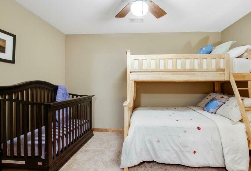 Апартаменты 1 Спальня, Dna House