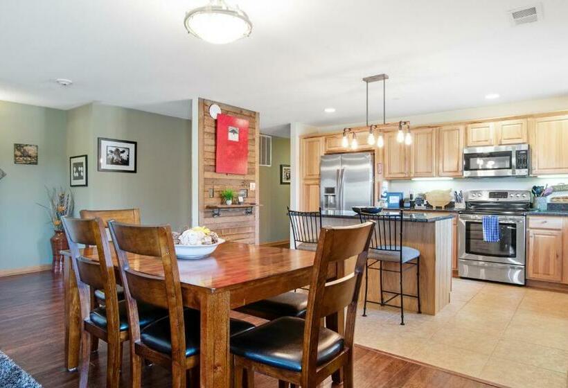 Апартаменты 1 Спальня, Dna House