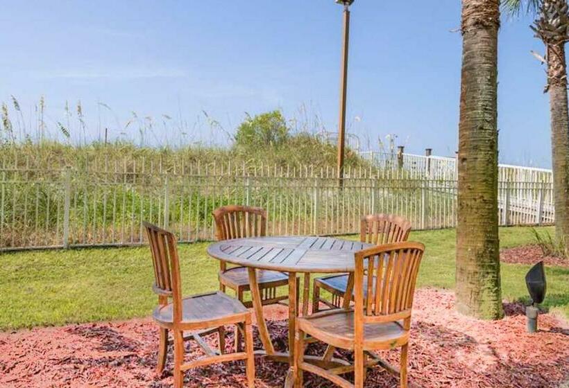 Апартаменты 3 Спальни, Jade East Towers 720