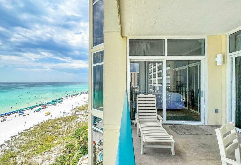 Апартаменты 3 Спальни, Jade East Towers 720