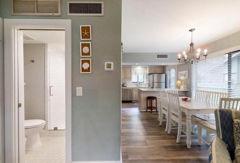 Апартаменты 3 Спальни, Hickory Cove 8