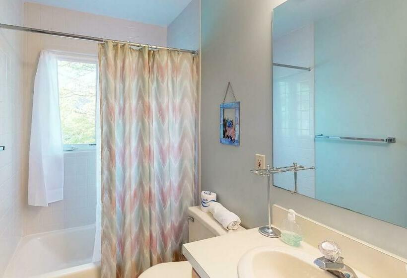 شقة غرفة واحدة, Ocean Edge Retreat