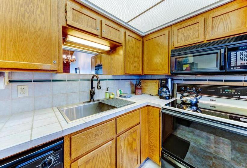 Апартаменты 1 Спальня, Riverview Retreat