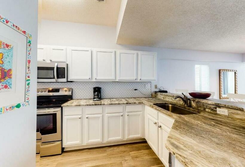 شقة 3 غرف, Tranquility On The Beach 410