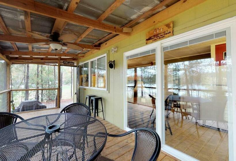 标准工作室, Acapulco S Hideaway