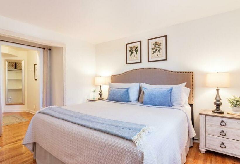 דירת חדר, All New Historic Charmer In The Heart Of Durango