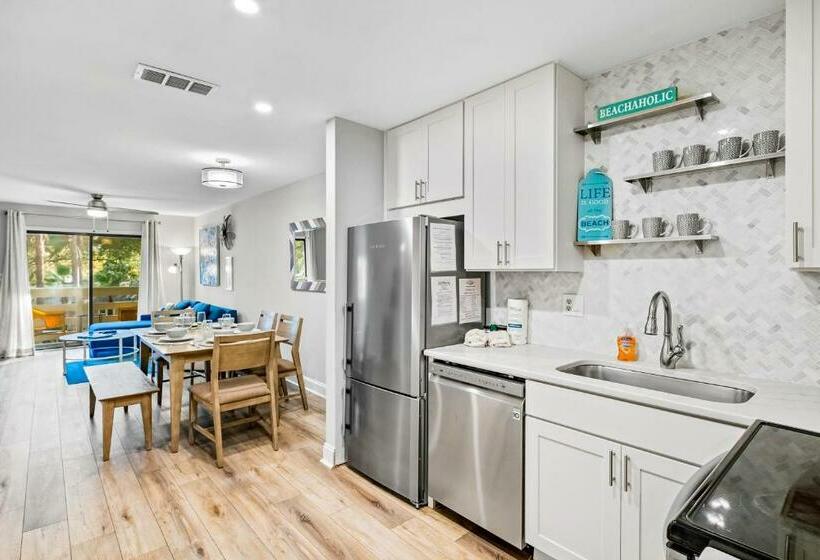 דירת שני חדרים, Fiddlers Cove 19e