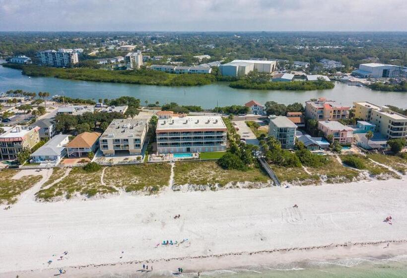 شقة غرفتين, Oceanside 305