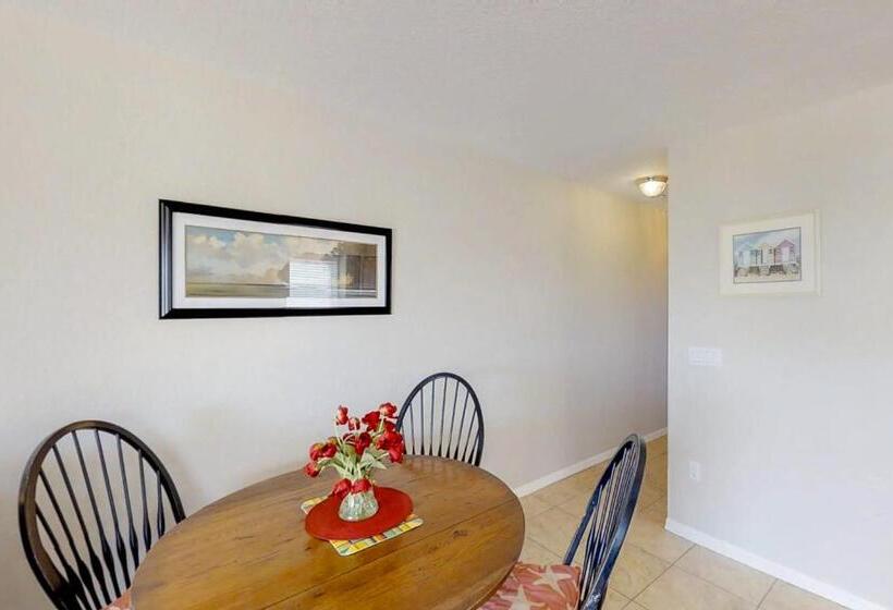 شقة غرفتين, Oceanside 305