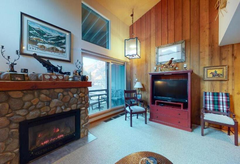 شقة 3 غرف, Mountain Magic