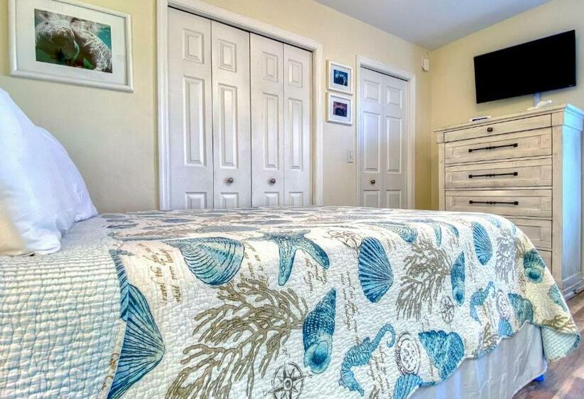 شقة غرفتين, Beachside Villas 204b