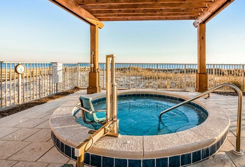 شقة غرفة واحدة, Blu Condos 301