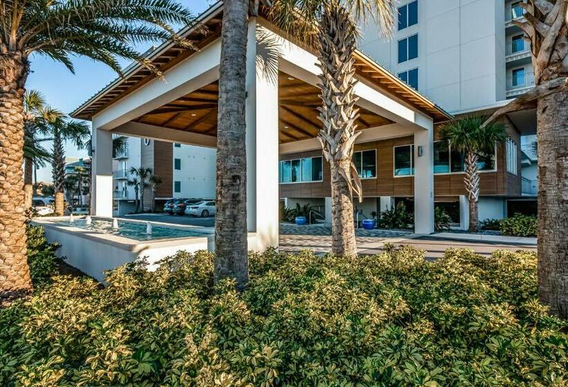 شقة غرفة واحدة, Blu Condos 301