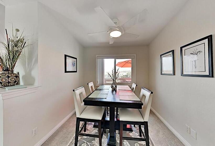 1间卧室的房子, Monarch Vista