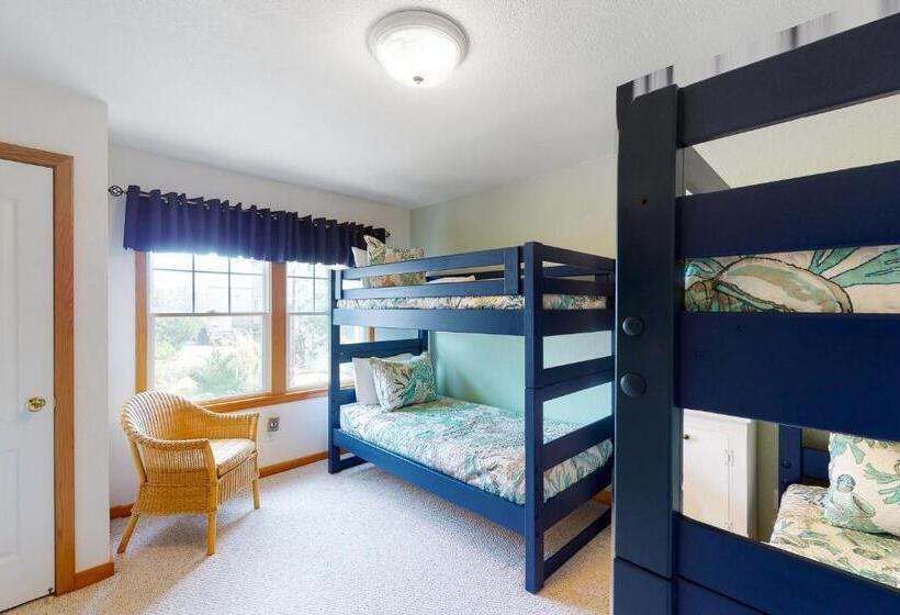 شقة غرفة واحدة, Sea Tower 113