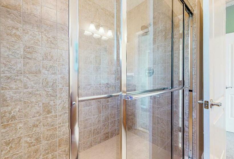 شقة 3 غرف, Bayside Resort     38047 Boxwood Terrace #101