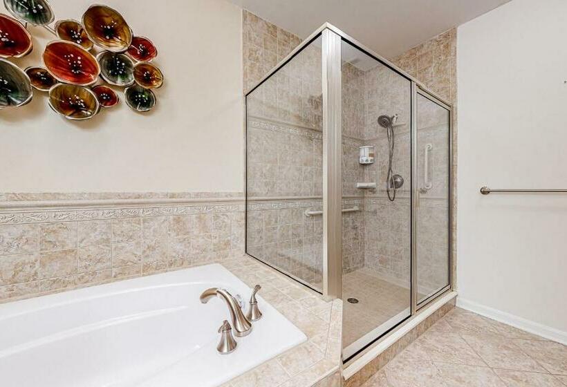 شقة 3 غرف, Bayside Resort     38047 Boxwood Terrace #101