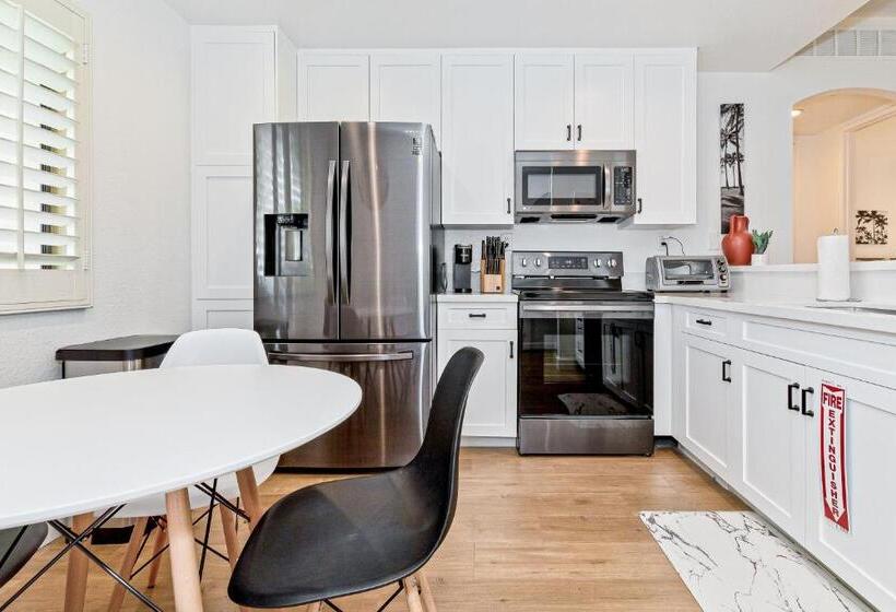 2ベッドルームアパートメント, Desert Oasis On Private Golf Course Permit# Blic 000,133 2021