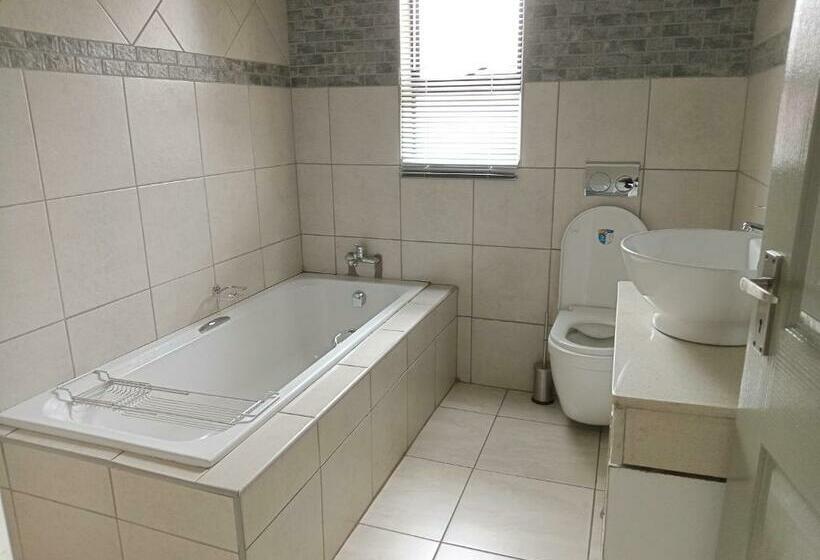 غرفة ديلوكس سرير كينج, Magnolia