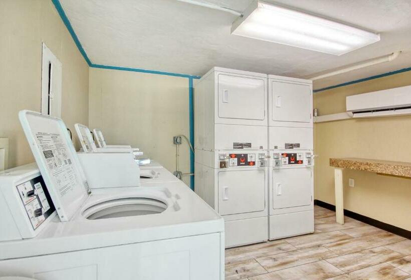 آپارتمان 1 خوابه, Meridian Plaza 308