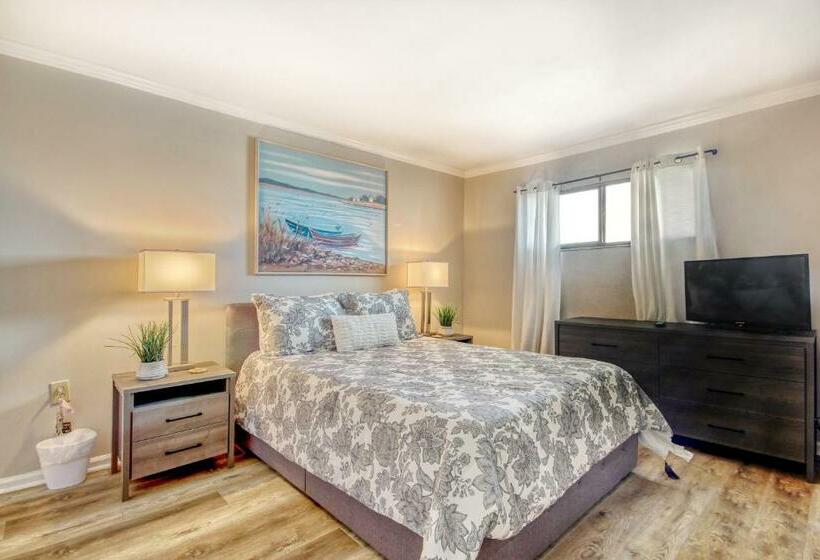 آپارتمان 1 خوابه, Meridian Plaza 308