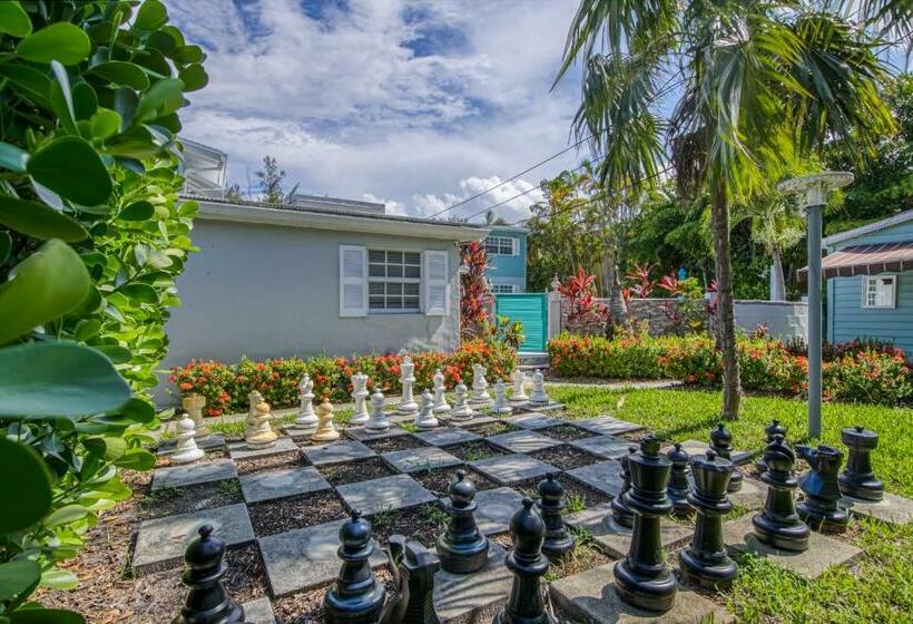 标准工作室, The Cottage