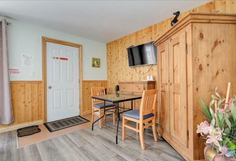 חדר סטנדרט, Hébergement Chez Le D