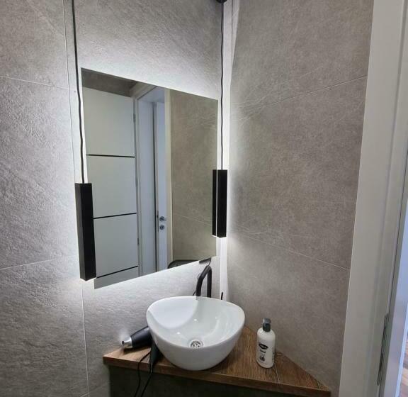 ویلای یک اتاق خوابه با استخر شنا, Apartments B&m