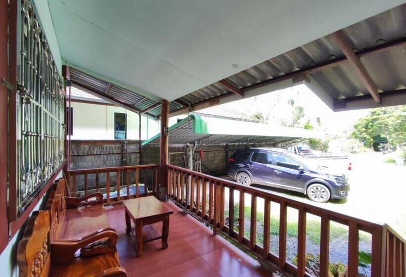 بنجلو قياسى مطلّ علي الحديقة, Chalisa Bukit House Lanta