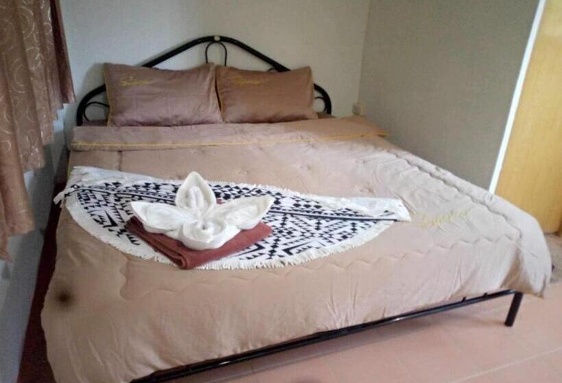 بنجلو ديلوكس, Chalisa Bukit House Lanta