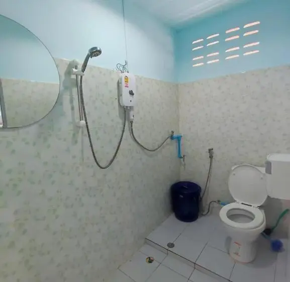 ガーデンビューのスタンダードバンガロー, Chalisa Bukit House Lanta