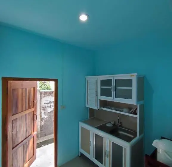 ガーデンビューのスタンダードバンガロー, Chalisa Bukit House Lanta