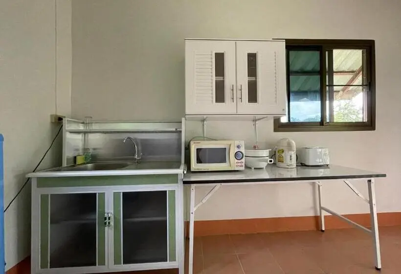 デラックスバンガロー, Chalisa Bukit House Lanta