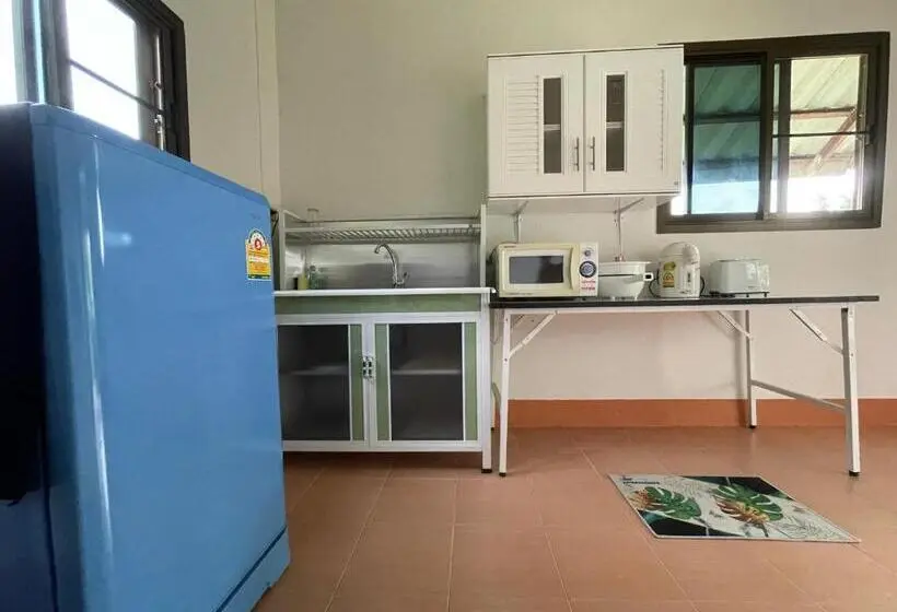 デラックスバンガロー, Chalisa Bukit House Lanta