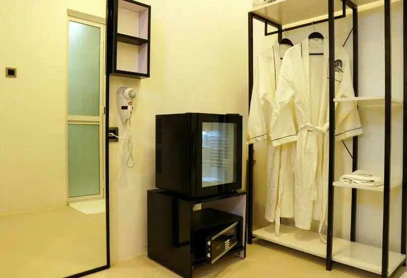 اتاق استاندارد, Moonshell Residence