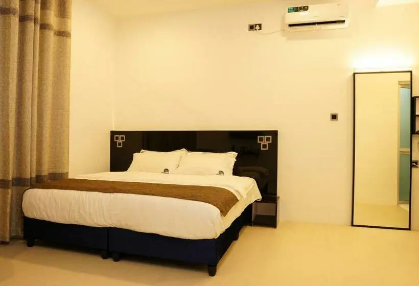اتاق لوکس, Moonshell Residence
