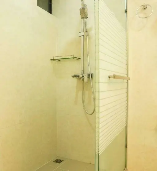 اتاق لوکس, Moonshell Residence