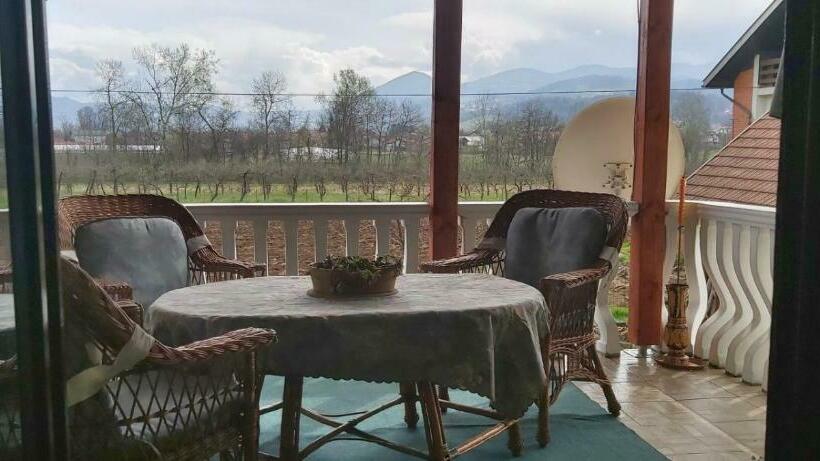 اتاق استاندارد یک نفره, Sobe Majda