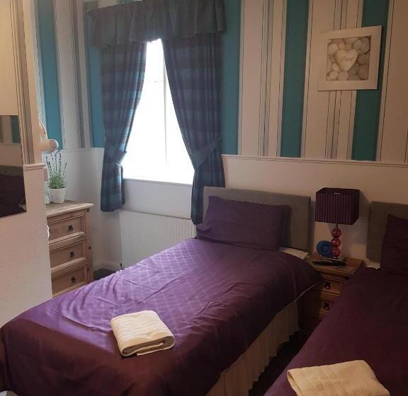 スタンダードルーム, Thornhill Blackpool