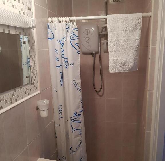 スタンダードトリプルルーム, Thornhill Blackpool