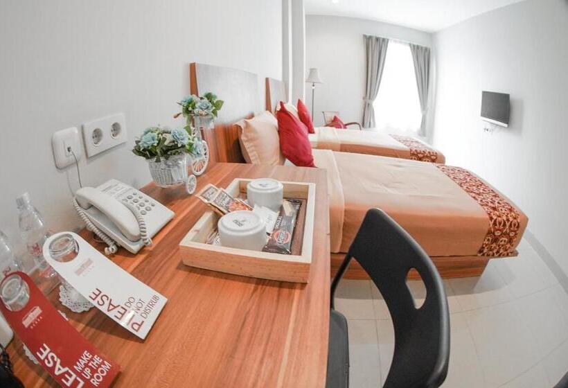 Pokój Ekonomiczny, Bale Ocasa