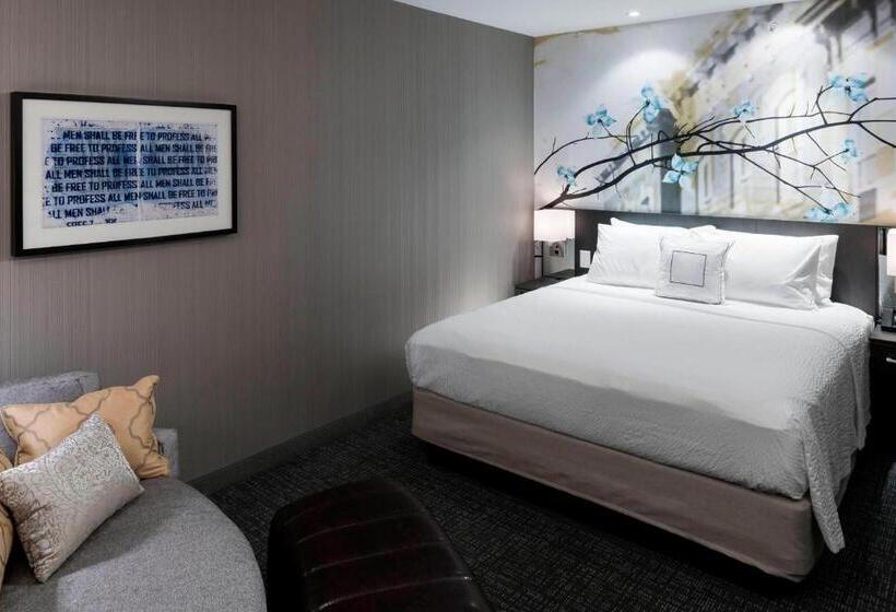 适合残疾人士使用的带超级大床的标准间, Courtyard By Marriott Richmond Downtown