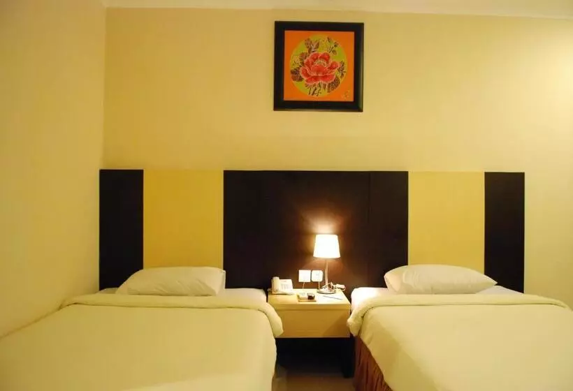 デラックスルーム, Parkside Mandarin Hotel Pekalongan