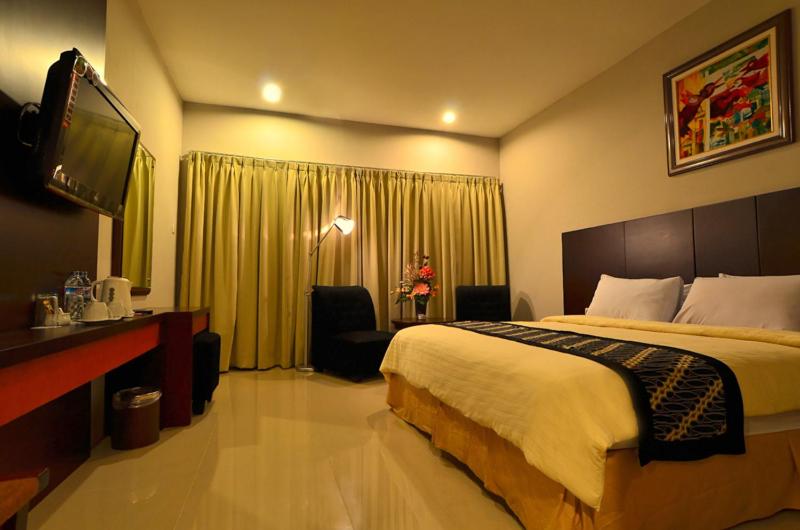 Номер Executive, Parkside Mandarin Hotel Pekalongan