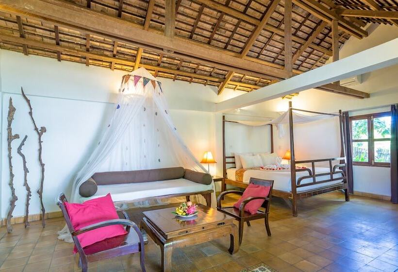 套房, Sambor Village