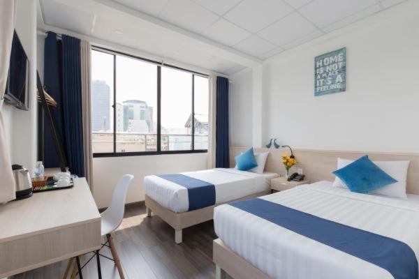 اتاق لوکس, Spotlight