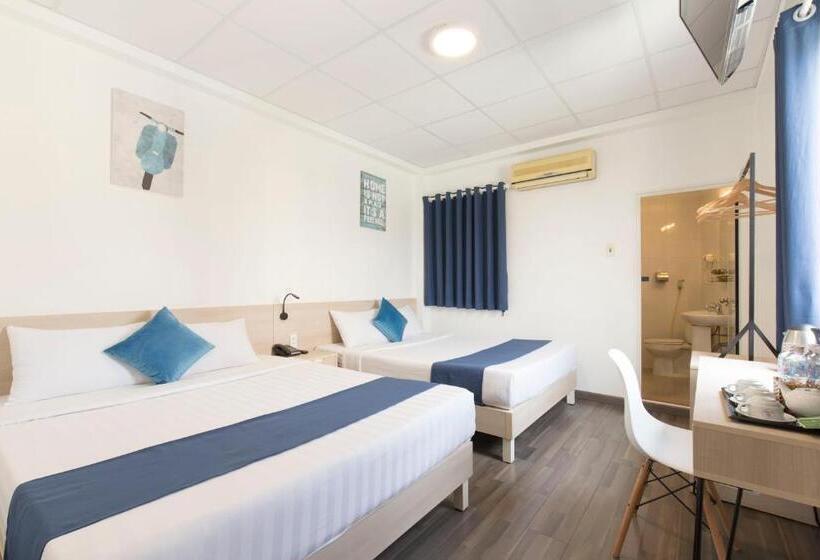 اتاق خانوادگی, Spotlight