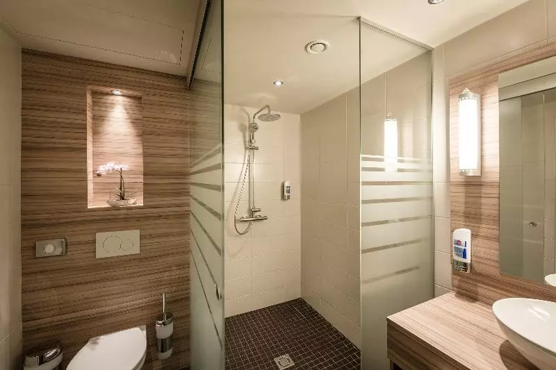 اتاق خانوادگی, Leonardo Hotel Vienna Hauptbahnhof