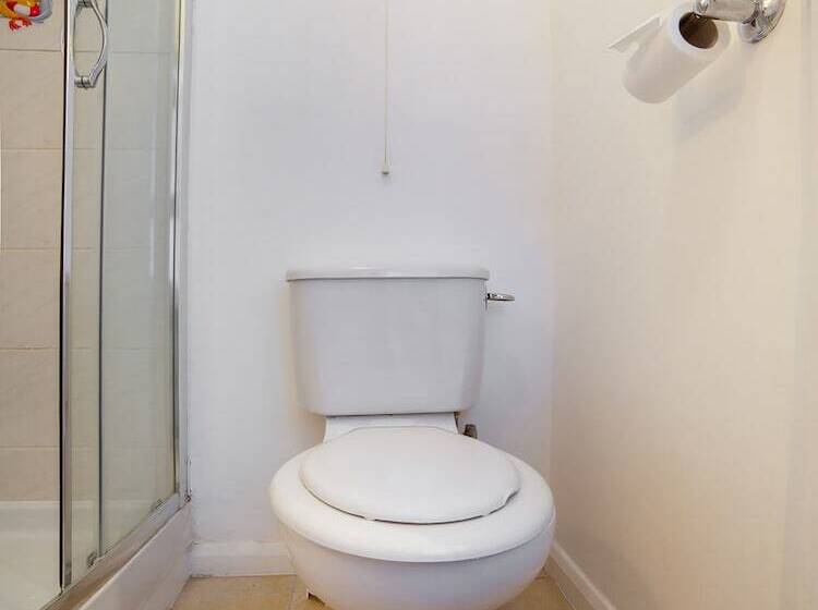 スタンダードルーム, The Strand