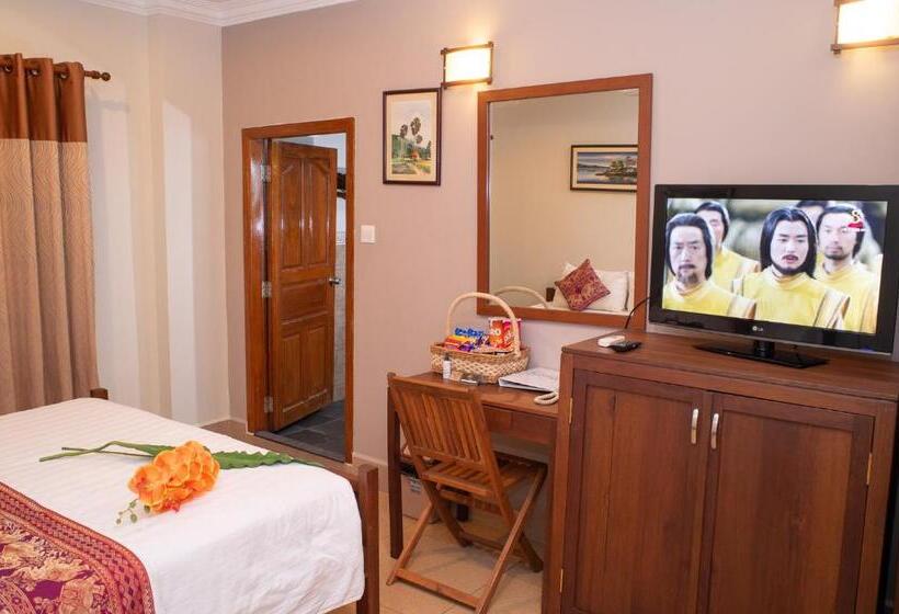 غرفة قياسية, Villa Grange